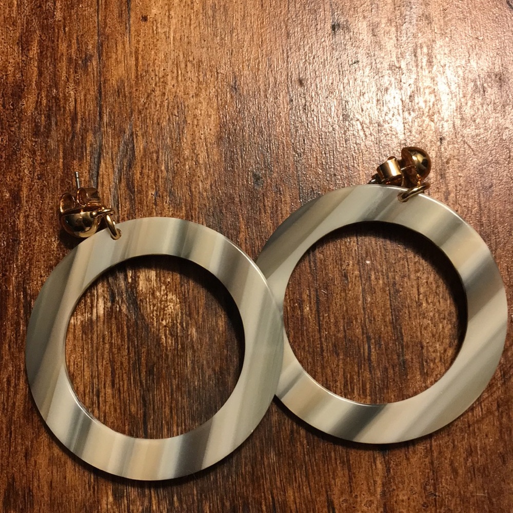 Banana Republic lightweight earrings